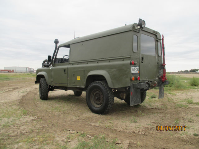 1986 Green Land Rover Defender Wagon