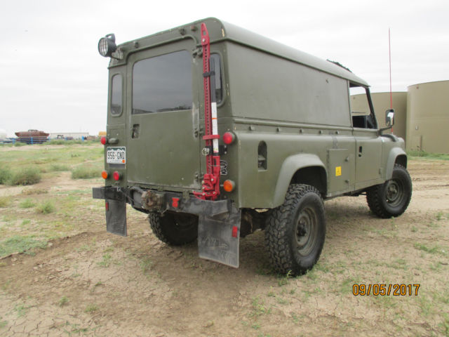 1986 Green Land Rover Defender Wagon
