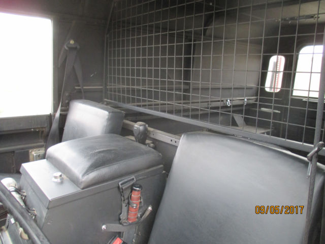 1986 Green Land Rover Defender Wagon