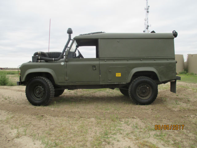 1986 Green Land Rover Defender Wagon