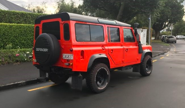 1985 Land Rover Defender