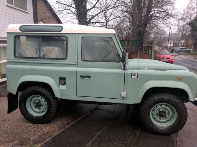 1988 Land Rover Defender
