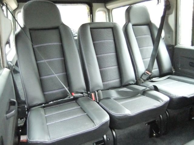 1988 Silver Land Rover Defender