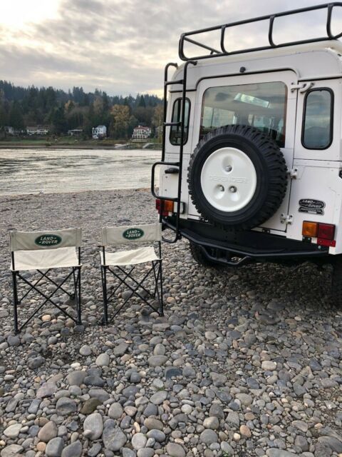 1993 White Land Rover Defender SUV