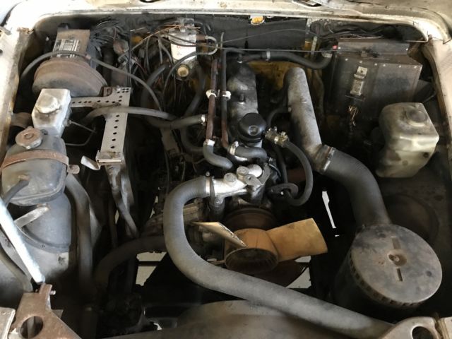 1980 Green Land Rover Defender SUV