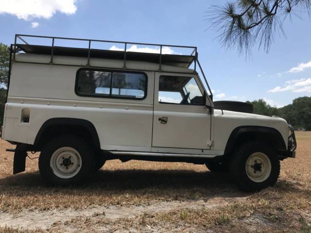 1980 Green Land Rover Defender SUV