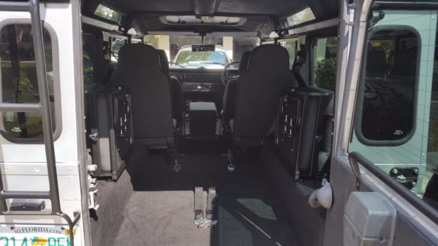 1989 Silver Land Rover Defender SUV