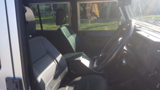 1989 Silver Land Rover Defender SUV