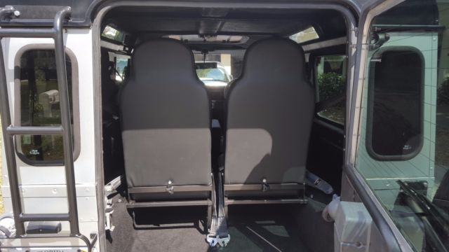 1989 Silver Land Rover Defender SUV