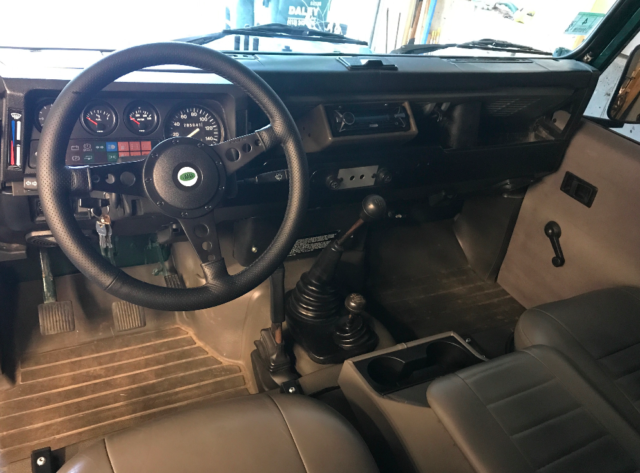 1989 Green Land Rover Defender