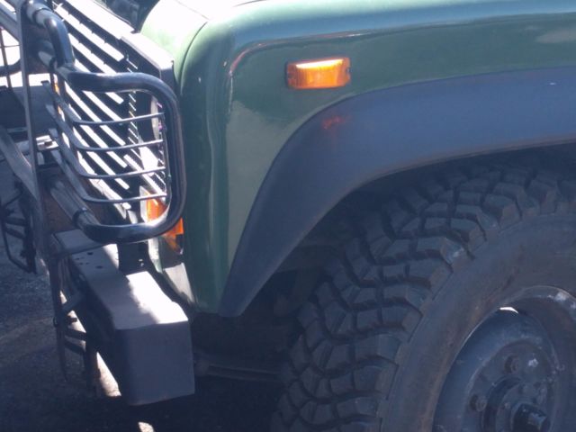 1988 Green Land Rover Defender SUV