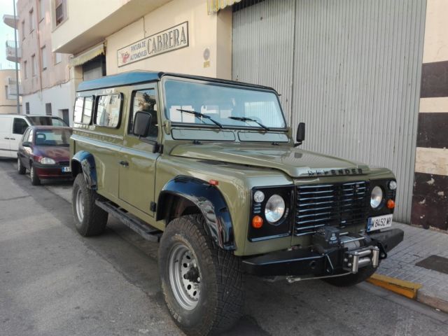1991 Green Land Rover Defender