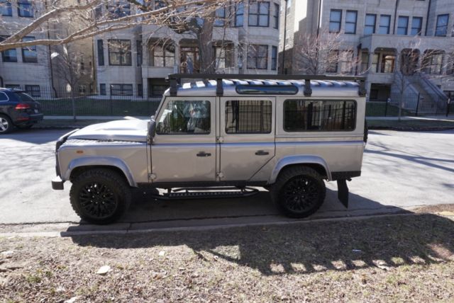 1980 Gray Land Rover Defender