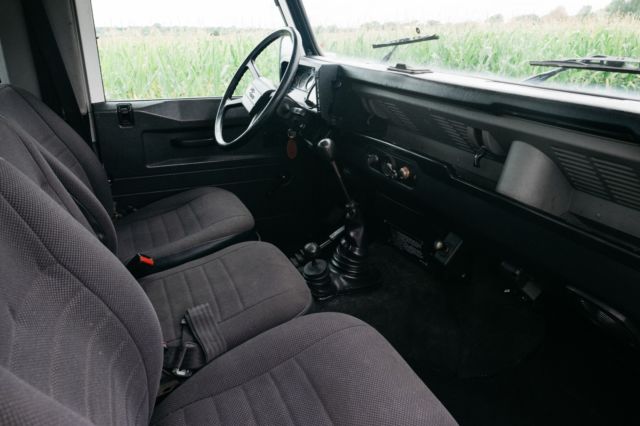 1988 Land Rover Defender