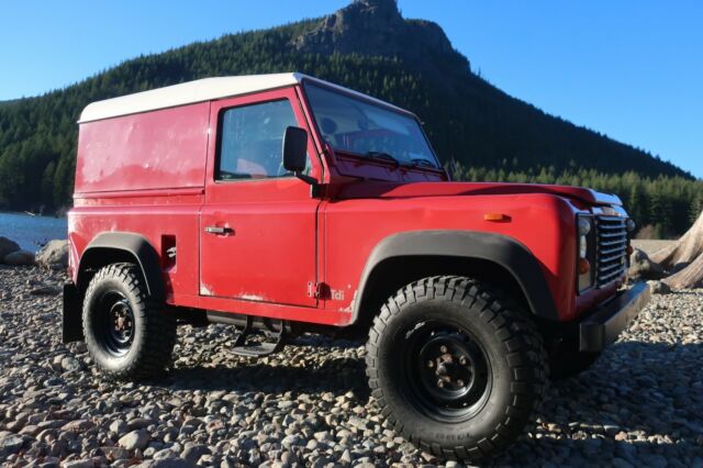 1994 Red Land Rover Defender