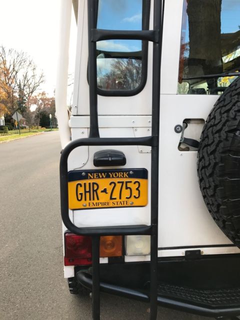 1993 Gray Land Rover Defender