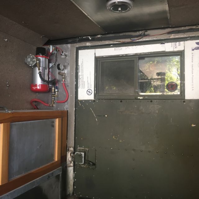 1972 Camo Land Rover FC 101 Radio Body