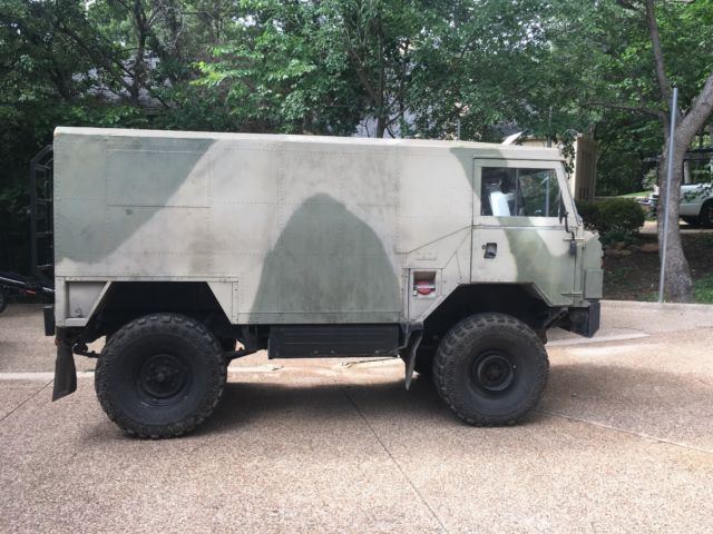 1972 Camo Land Rover FC 101 Radio Body