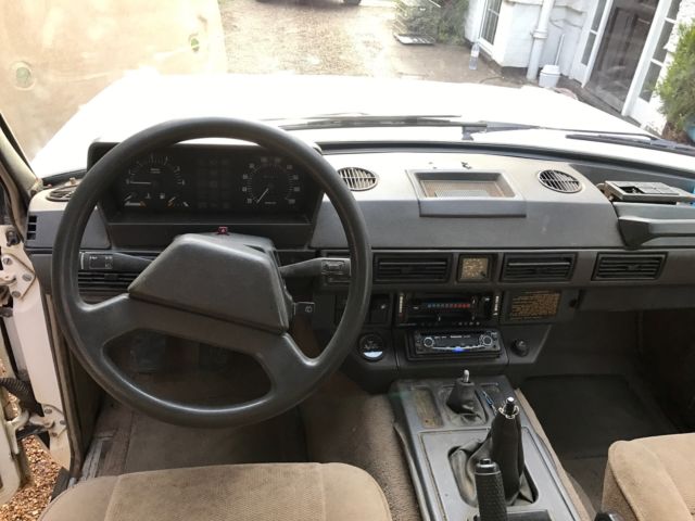 1992 White Land Rover Range Rover 2 Door