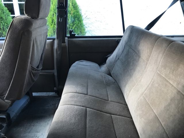 1992 White Land Rover Range Rover 2 Door