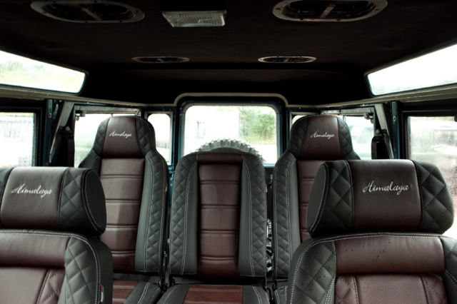 1986 Blue Land Rover DEFENDER Wagon