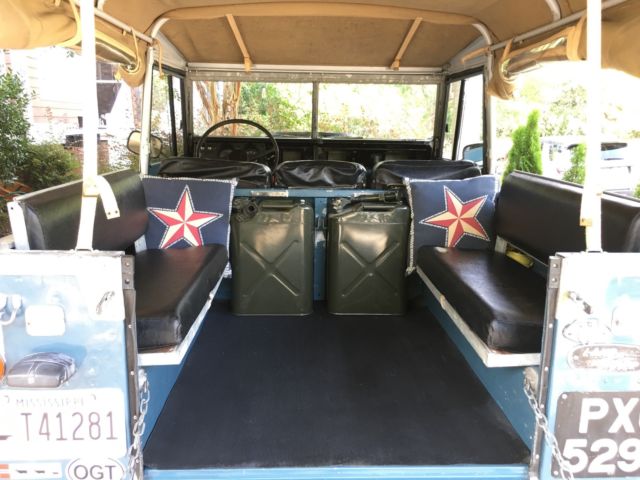 1973 Marine Blue Land Rover Series 3 SUV