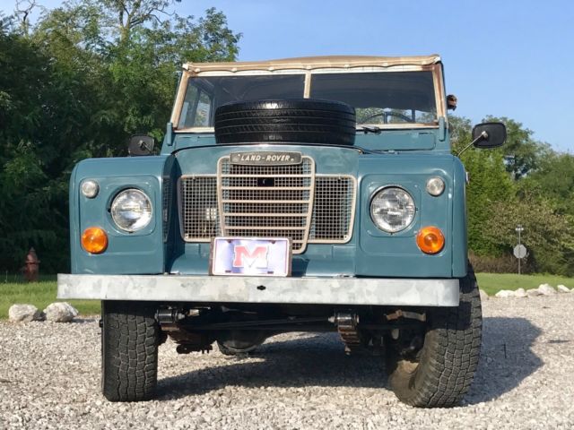 1973 Marine Blue Land Rover Series 3 SUV