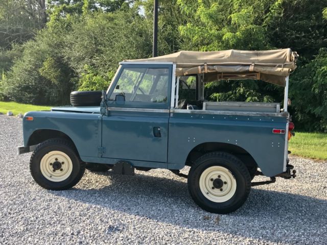 1973 Marine Blue Land Rover Series 3 SUV