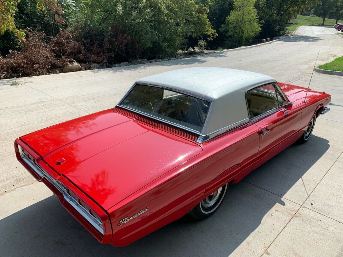 1966 Ford Thunderbird Coupe