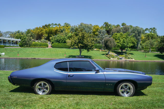 1969 Liberty Blue Pontiac GTO Coupe