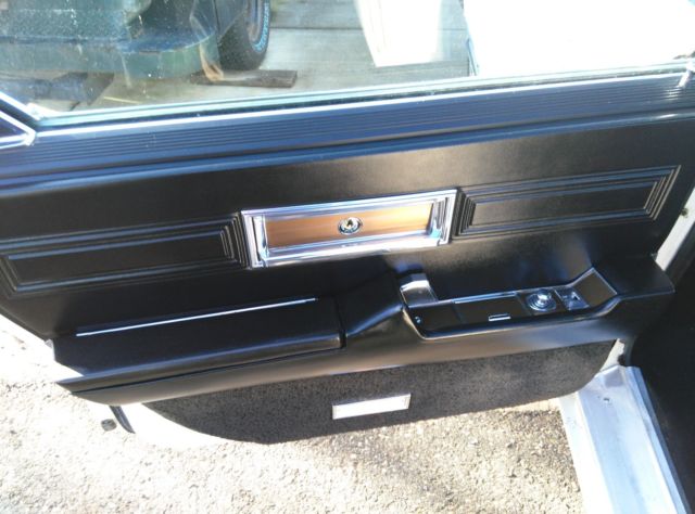 1968 White Chrysler Imperial Sedan