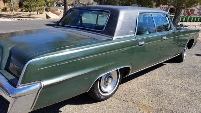 1965 Dark Green Chrysler Imperial 4 Dr