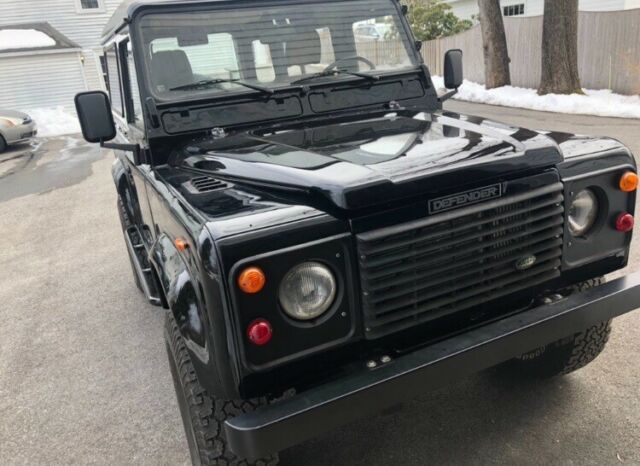 1990 White Land Rover Defender
