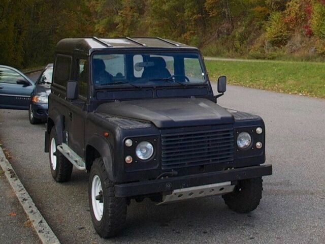 1990 White Land Rover Defender