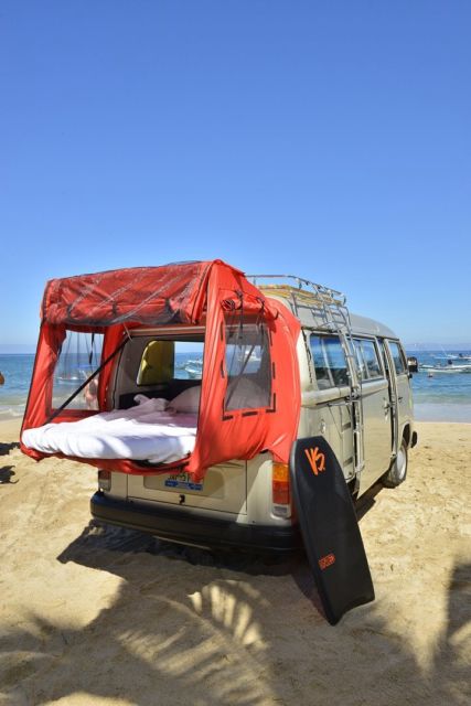 1992 Gold Volkswagen Bus/Vanagon Standard Passenger Van