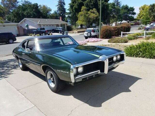 1969 Green Pontiac Lemans sport Coupe