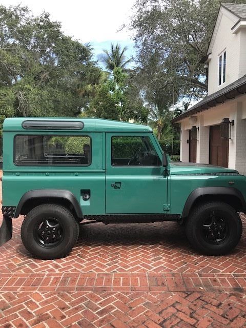 1986 Green Land Rover Defender