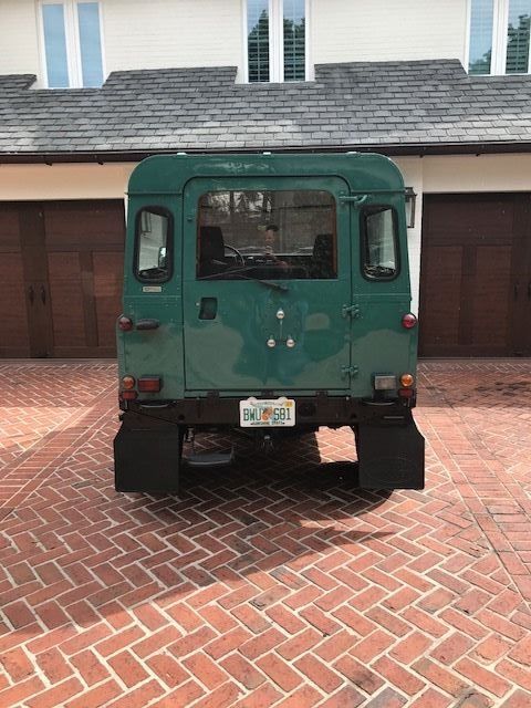 1986 Green Land Rover Defender