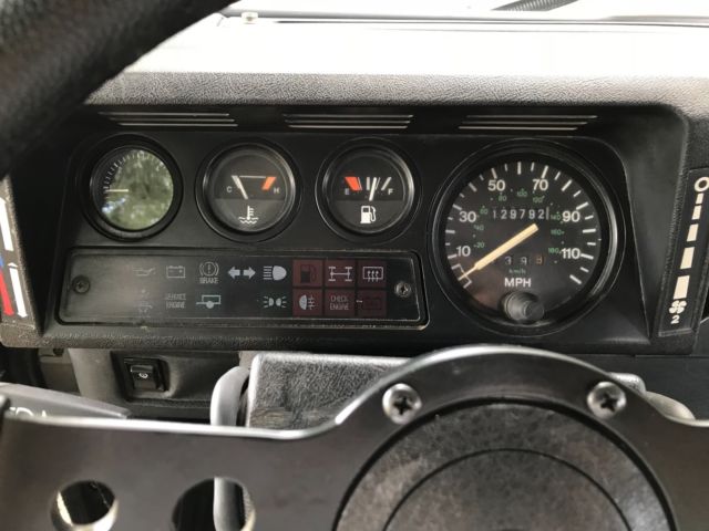 1985 Gray Land Rover Defender SUV