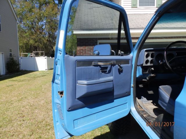1987 medium blue Chevrolet Other Pickups Standard Cab Pickup