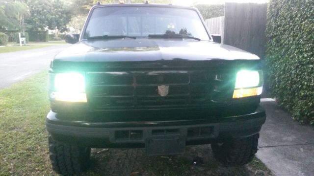 1994 Black Ford F-150 Extended Cab Pickup