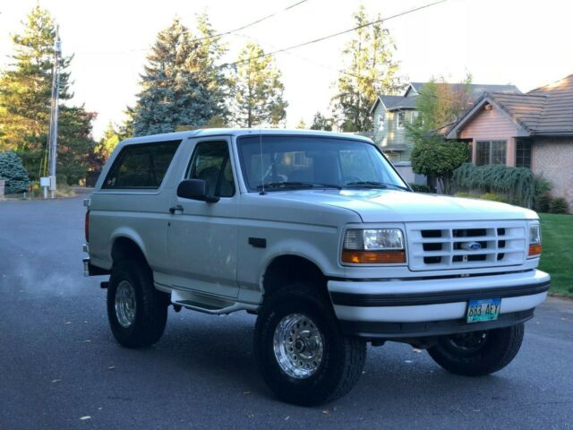 1994 White Ford Bronco SUV