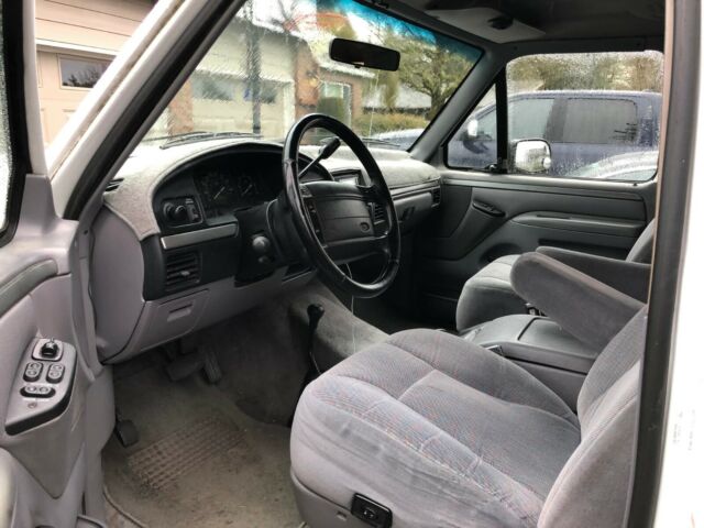 1994 White Ford Bronco SUV