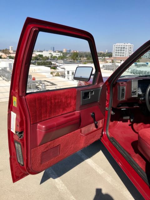 1991 Burgundy Chevrolet S-10 Standard Cab Pickup
