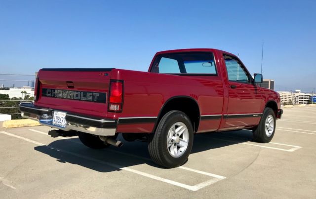 1991 Burgundy Chevrolet S-10 Standard Cab Pickup