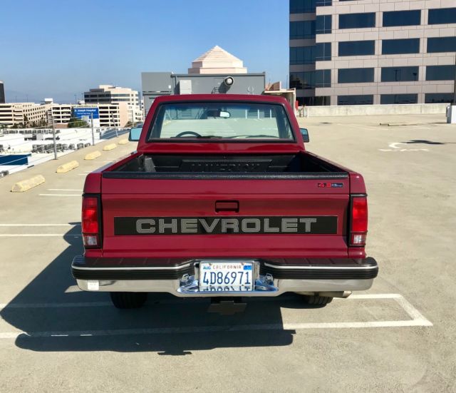 1991 Burgundy Chevrolet S-10 Standard Cab Pickup