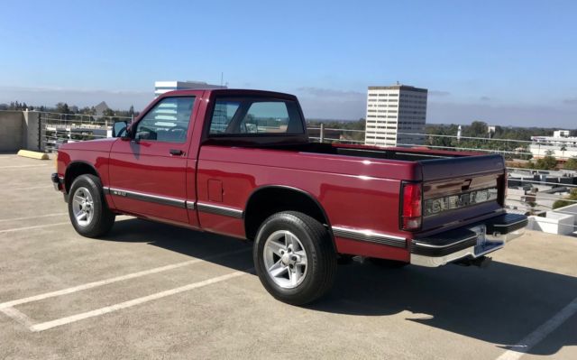 1991 Burgundy Chevrolet S-10 Standard Cab Pickup