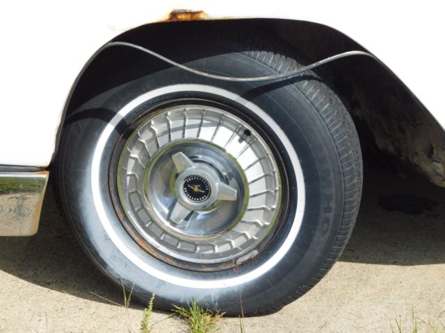 1963 Corinthian White Ford Thunderbird Coupe