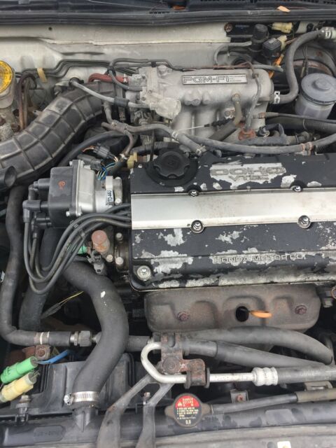 1992 White Acura Integra Hatchback