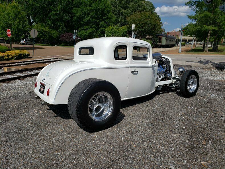 1932 White Ford Coupe Coupe